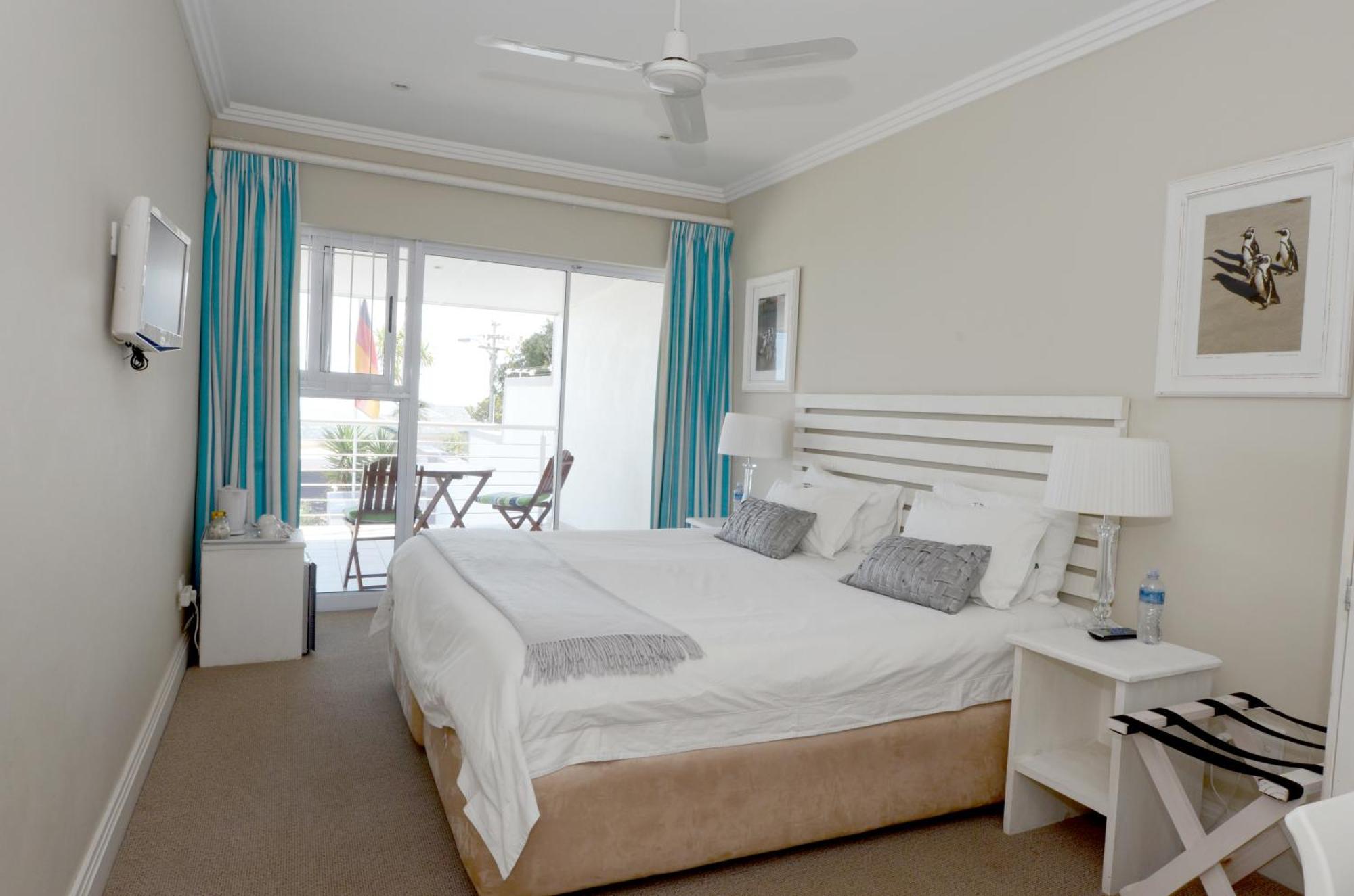 61 On Camps Bay Bed & Breakfast Cape Town Ruang foto